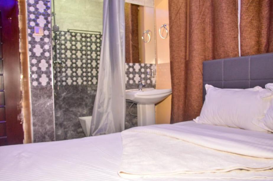 Kentania Hotel & Spa, Nakuru - Kenya Ngoại thất bức ảnh